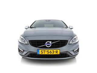 Volvo  V60 2.0 D4 R-Design Business-Sport *NAVI-FULLMAP | LEATHER-MICROFIBRE | BI-XENON | CAMERA | ECC | SPO...