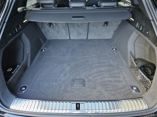 Audi Q8 e-tron 50 quattro S Edition 95 kWh ActivLease financial lease