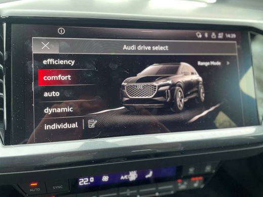 Audi Q4 e-tron 45 S Edition 82 kWh Comfortpakket/Asssistentiepakket plus/21 inch velgen/ Keyless entry/Privacy g... ActivLease financial lease