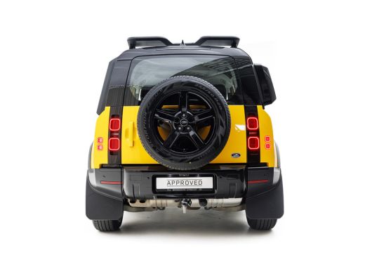Land Rover Defender Trophy 3.0 D200 90 MHEV | Laag tussenschot | Explorer Pack | Trekhaak | Black Exterior Pack | EXC... ActivLease financial lease