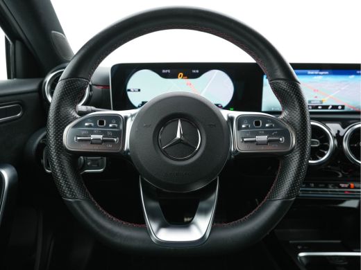 Mercedes A-Klasse 180 Business Solution AMG-Sport-Pack *PANO | WIDE-SCREEN-COCKPIT | FULL-LED | LEATHER-MICROFIBRE ... ActivLease financial lease