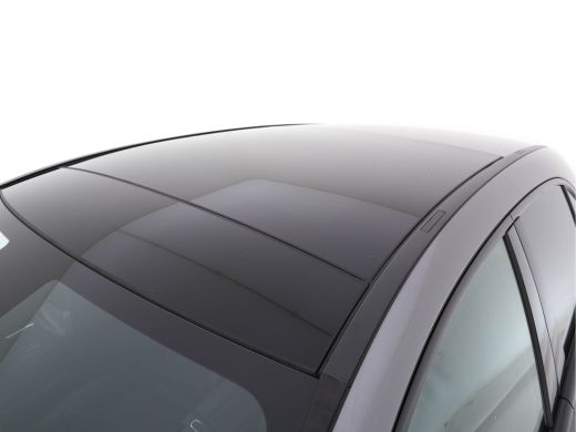 Mercedes A-Klasse 180 Business Solution AMG-Sport-Pack *PANO | WIDE-SCREEN-COCKPIT | FULL-LED | LEATHER-MICROFIBRE ... ActivLease financial lease