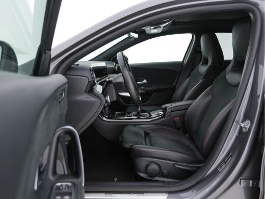 Mercedes A-Klasse 180 Business Solution AMG-Sport-Pack *PANO | WIDE-SCREEN-COCKPIT | FULL-LED | LEATHER-MICROFIBRE ... ActivLease financial lease