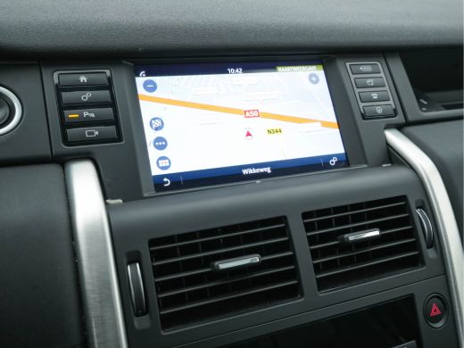 Land Rover Discovery Sport 2.0 TD4 AWD Urban Series SE Dynamic Aut. *PANO | FULL-LEATHER | XENON | CAMERA | NAVI-FULLMAP | M... ActivLease financial lease