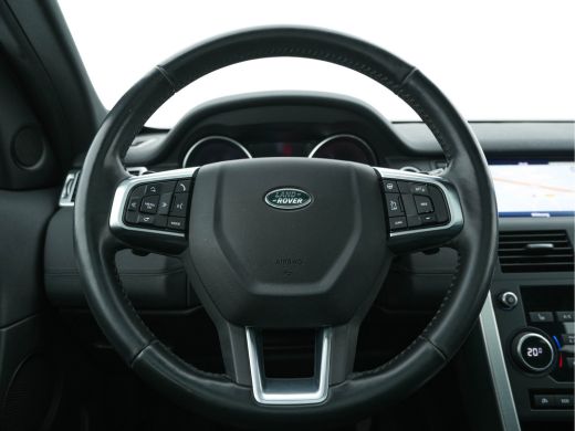Land Rover Discovery Sport 2.0 TD4 AWD Urban Series SE Dynamic Aut. *PANO | FULL-LEATHER | XENON | CAMERA | NAVI-FULLMAP | M... ActivLease financial lease