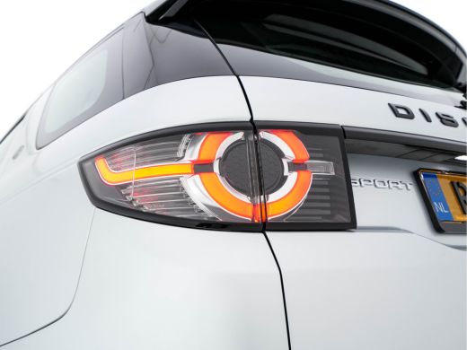 Land Rover Discovery Sport 2.0 TD4 AWD Urban Series SE Dynamic Aut. *PANO | FULL-LEATHER | XENON | CAMERA | NAVI-FULLMAP | M... ActivLease financial lease
