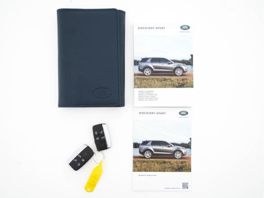 Land Rover Discovery Sport 2.0 TD4 AWD Urban Series SE Dynamic Aut. *PANO | FULL-LEATHER | XENON | CAMERA | NAVI-FULLMAP | M... ActivLease financial lease