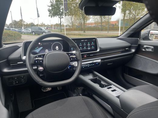 Hyundai IONIQ 6 Connect 77 kWh | Unieke "Try before you buy" kans! | Vraag een van onze verkoopadviseurs voor de ... ActivLease financial lease