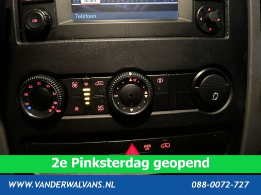 Volkswagen Crafter 2.0 TDI 141pk L2H2 Glasresteel Euro6 Airco | 2800kg Trekhaak | Imperiaal | Trap Cruisecontrol, Ch... ActivLease financial lease