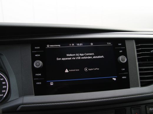 Volkswagen Transporter 2.0 TDI L2 Highline Dub Cab | Schuifdeur L+R nieuwe bus ActivLease financial lease