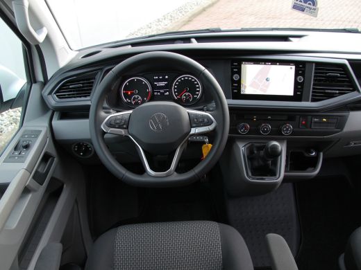 Volkswagen Transporter 2.0 TDI L2 Highline Dub Cab | Schuifdeur L+R nieuwe bus ActivLease financial lease