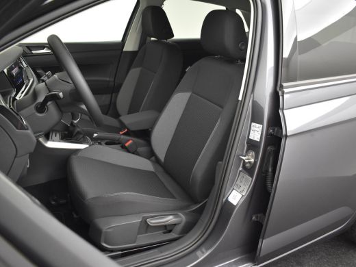 Volkswagen Polo 1.0 TSI 95 5MT Life Parkeersensoren voor en achter (Park Distance Control) ActivLease financial lease