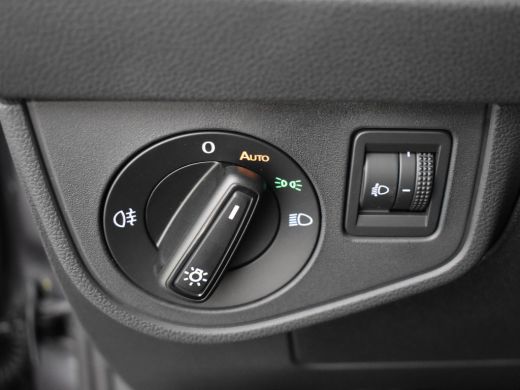 Volkswagen Polo 1.0 TSI 95 5MT Life Parkeersensoren voor en achter (Park Distance Control) ActivLease financial lease