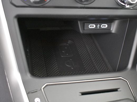 Volkswagen Polo 1.0 TSI 95 5MT Life Parkeersensoren voor en achter (Park Distance Control) ActivLease financial lease