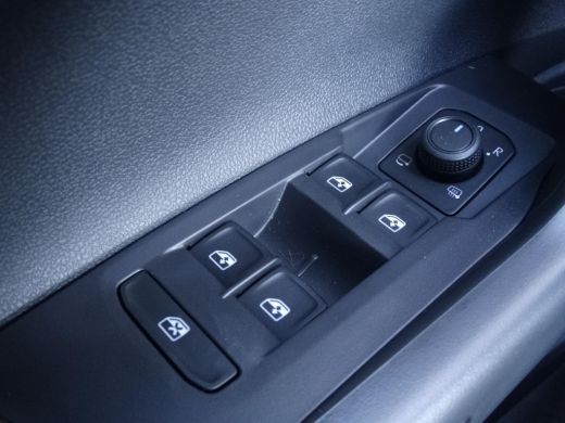Volkswagen Polo 1.0 TSI 95 5MT Life Parkeersensoren voor en achter (Park Distance Control) ActivLease financial lease