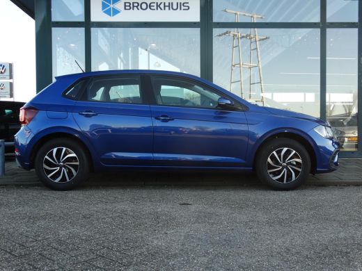 Volkswagen Polo 1.0 TSI 95 5MT Life Parkeersensoren voor en achter (Park Distance Control) ActivLease financial lease