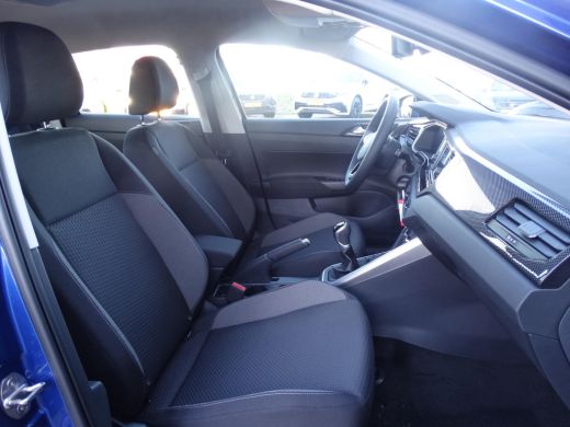 Volkswagen Polo 1.0 TSI 95 5MT Life Parkeersensoren voor en achter (Park Distance Control) ActivLease financial lease