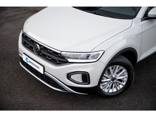 Volkswagen T-Roc 1.0 TSI 110 6MT Life Zijruiten achter en achterruit getint, 65% lichtabsorberend ActivLease financial lease