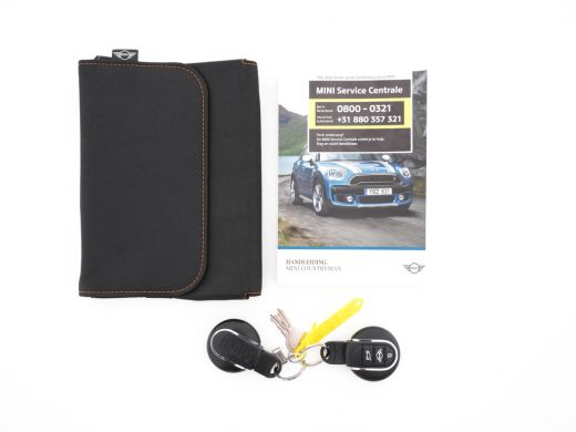Mini Countryman 1.5 One *AIRCO | CRUISE | PDC | APP-CONNECT | AMBIENT-LIGHT | COMFORT-SEATS | 16"ALU* ActivLease financial lease