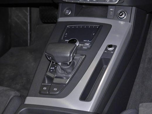 Audi Q5 50 TFSI e quattro S edition ActivLease financial lease