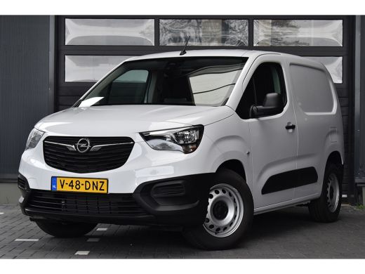 Opel Combo 50kWh L1, Icy White + WINTER PAKKET/ACHTERUITRIJCAMERA - SNEL LEVERBAAR! ActivLease financial lease