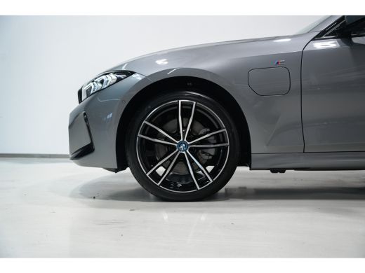 BMW 3 Serie Touring 320e M Sportpakket Aut. ActivLease financial lease