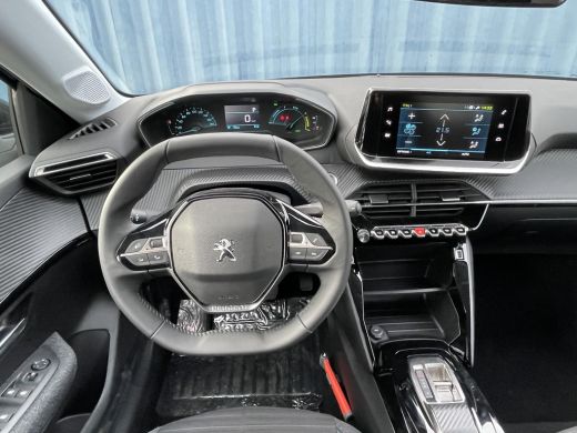 Peugeot e-208 EV Style 50 kWh l Navigatie l Achteruitrijcamera l Parkeersensoren l Apple Carplay / Android auto... ActivLease financial lease