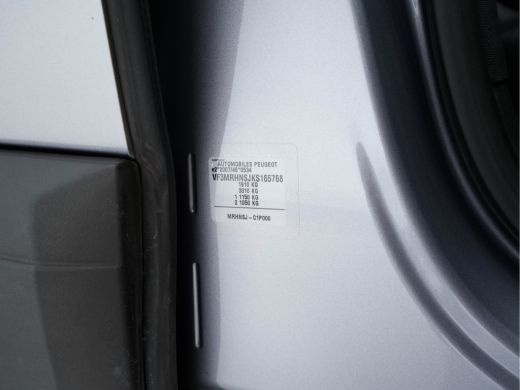 Peugeot 3008 1.2 PureTech Blue Lease Executive *NAVI-FULLMAP | DIGI-COCKPIT | COMFORT-SEATS | ECC | PDC | CRUI... ActivLease financial lease