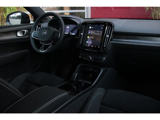 Volvo  C40 Single Motor Extended Range Ultimate 82 kWh | 360° Camera | BLIS | Harman/Kardon audio | Memory s... ActivLease financial lease
