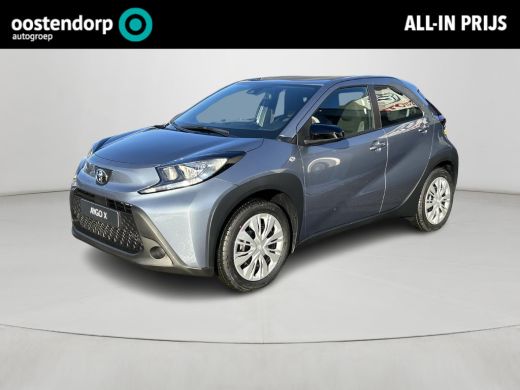 Toyota Aygo X 1.0 VVT-i MT play **NIEUWE AUTO/ INRUILPREMIE/ CELESTITE GREY/ DRAADLOZE APPLE CARPLAY**