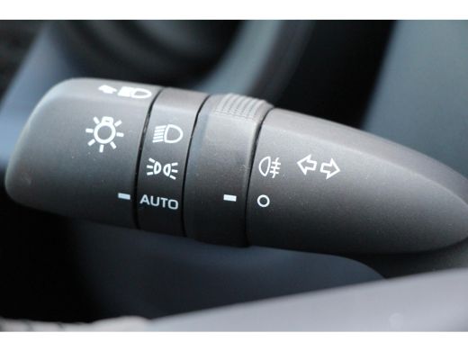 Toyota Aygo X 1.0 VVT-i S-CVT play **AUTOMAAT/ NIEUWE AUTO/ INRUILPREMIE** ActivLease financial lease