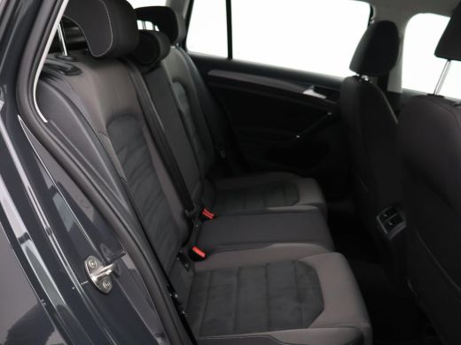 Volkswagen Golf 1.5 TSI 130 PK DSG AUT. + MASSAGE / ADAPTIVE CRUISE / CARPLAY / STOELVERW. ActivLease financial lease