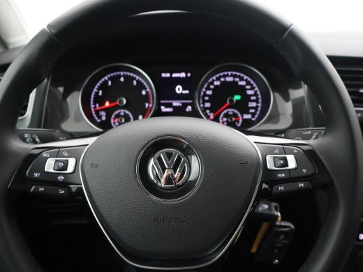 Volkswagen GOLF Variant 1.5 TSI 130 PK DSG AUT. + MASSAGE / ADAPTIVE CRUISE / CARPLAY / STOELVERW. ActivLease financial lease