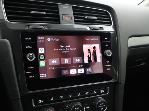 Volkswagen Golf 1.5 TSI 130 PK DSG AUT. + MASSAGE / ADAPTIVE CRUISE / CARPLAY / STOELVERW. ActivLease financial lease