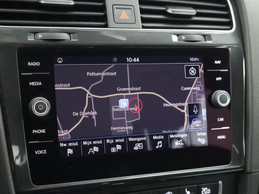 Volkswagen Golf 1.5 TSI 130 PK DSG AUT. + MASSAGE / ADAPTIVE CRUISE / CARPLAY / STOELVERW. ActivLease financial lease