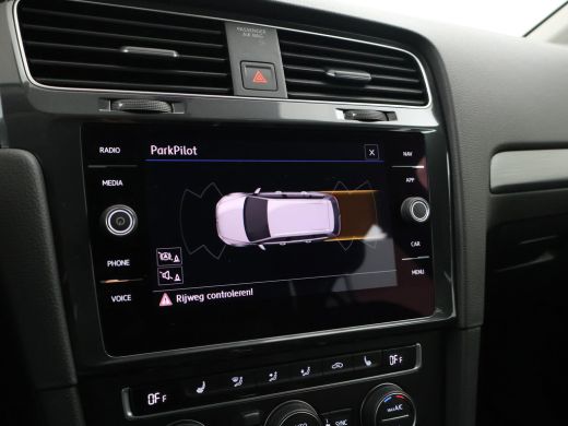 Volkswagen Golf 1.5 TSI 130 PK DSG AUT. + MASSAGE / ADAPTIVE CRUISE / CARPLAY / STOELVERW. ActivLease financial lease