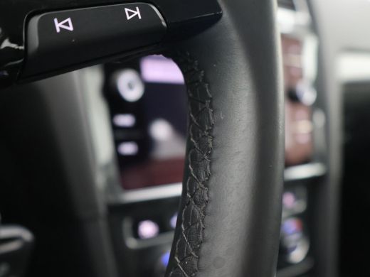 Volkswagen Golf 1.5 TSI 130 PK DSG AUT. + MASSAGE / ADAPTIVE CRUISE / CARPLAY / STOELVERW. ActivLease financial lease