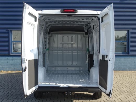 Opel Movano Electric L2H2 3.5T Edition 37 kWh | UIT VOORRAAD LEVERBAAR! ActivLease financial lease