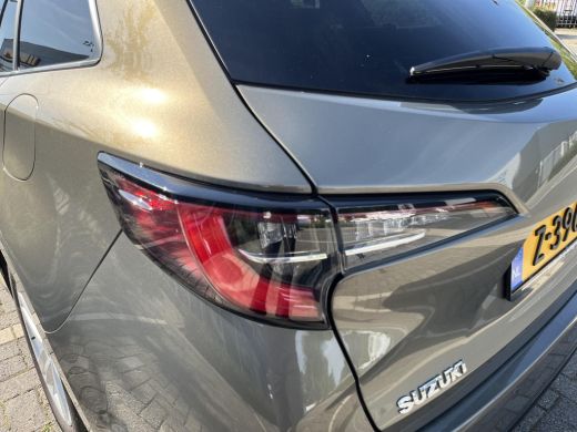 Suzuki Swace 1.8 Hybrid Style ActivLease financial lease