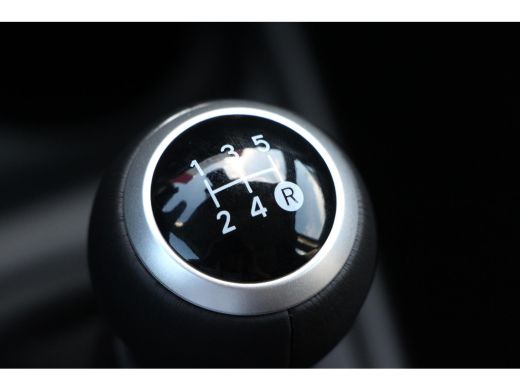 Toyota Aygo X 1.0 VVT-i MT play **NIEUWE AUTO / INRUILPREMIE** ActivLease financial lease