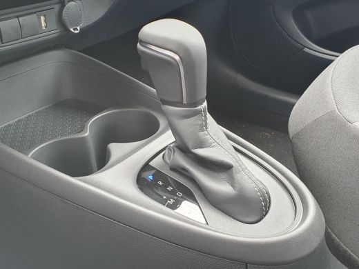 Toyota Aygo X 1.0 VVT-i S-CVT play || AUTOMAAT || NIEUWE AUTO || INRUILPEMIE || ActivLease financial lease