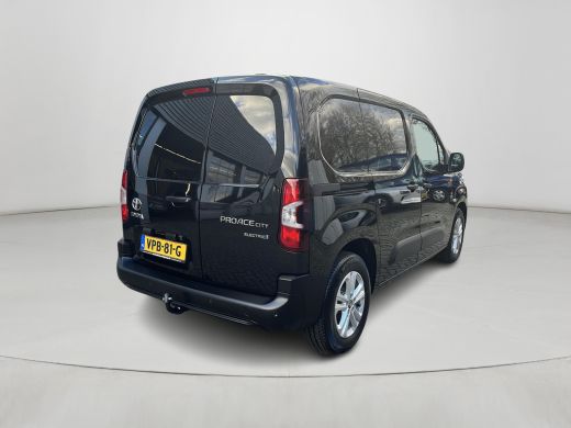 Toyota PROACE CITY Electric First Edition 50 kWh | All-in prijs | Trekhaak | Navigatiesysteem | Camera | ActivLease financial lease