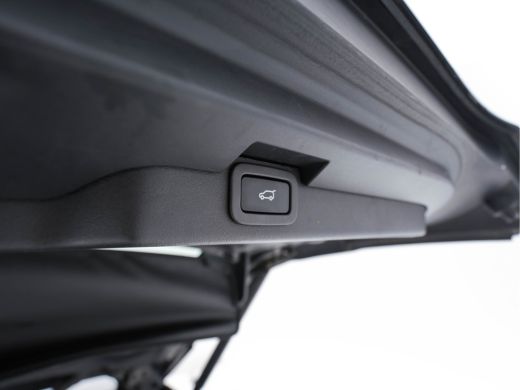 Land Rover Discovery 3.0 Td6 First Edition 7-pers. "WINDSOR" *PANO | FULL-LED | MERIDIAN-AUDIO | NAPPA-FULL-LEATHER | ... ActivLease financial lease