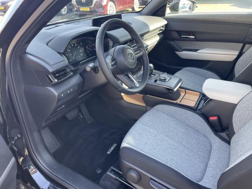 Mazda MX-30 e-SkyActiv EV 145 Prime-line 36 kWh | Climate | Cruise | Parkeerhulp | ActivLease financial lease