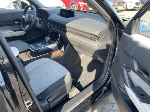 Mazda MX-30 e-SkyActiv EV 145 Prime-line 36 kWh | Climate | Cruise | Parkeerhulp | ActivLease financial lease