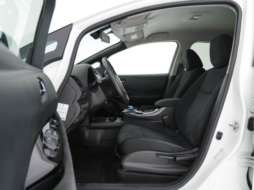 Nissan Leaf Acenta 30 kWh Comfort-Pack (INCL-BTW) *NAVI-FULLMAP | MICROFIBRE | FULL-LED | DAB | CAMERA | ECC ... ActivLease financial lease