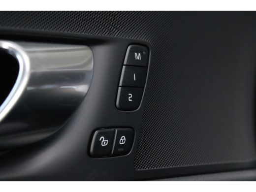 Volvo  XC60 T6 AWD Plus Bright Long Range | Panoramadak | Memory-seats | Adaptive Cruise | Pilot Assist | Cam... ActivLease financial lease