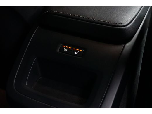 Volvo  XC60 T8 Ultimate Dark | Luchtvering | Harman/Kardon | 360° Camera | HUD | Memory-seats i.c.m. Massage ... ActivLease financial lease