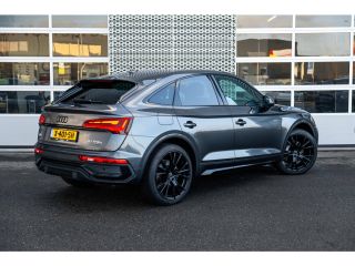 Audi Q5 Sportback 50TFSIe 299PK S edition Competition | Luchtvering | Adaptive Cruise |