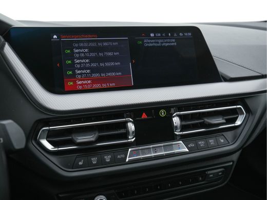 BMW 1 Serie 116d Executive Edition Sport-Line (INCL-BTW) *DIGI-COCKPIT | FULL-LED | NAVI-FULLMAP | LEATHER-MI... ActivLease financial lease